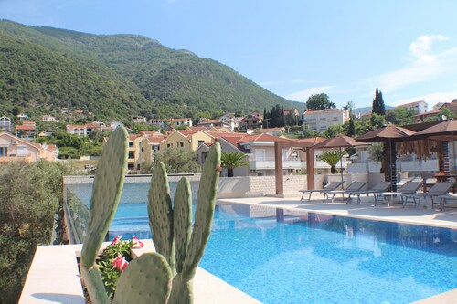 Sun Village Apartments