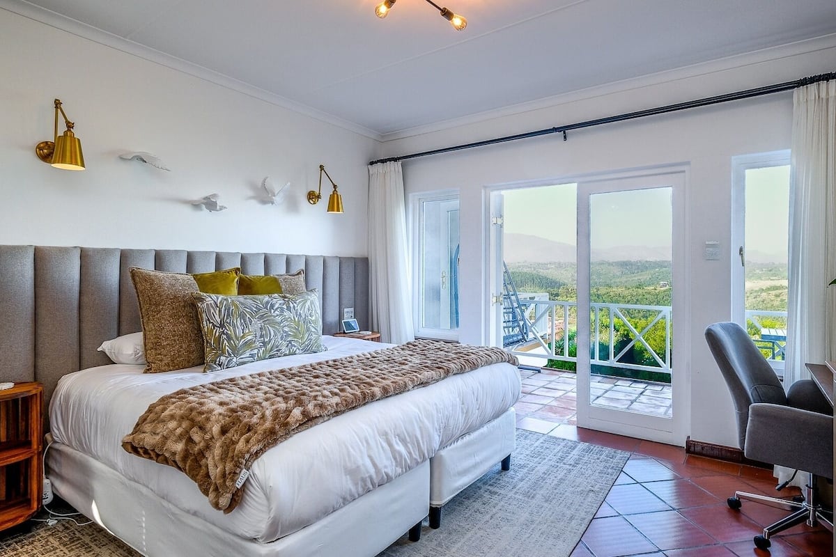 double en-suite | premium bedding, select comfort beds, individually decorated