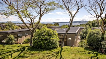 Superior Studio | Lake view