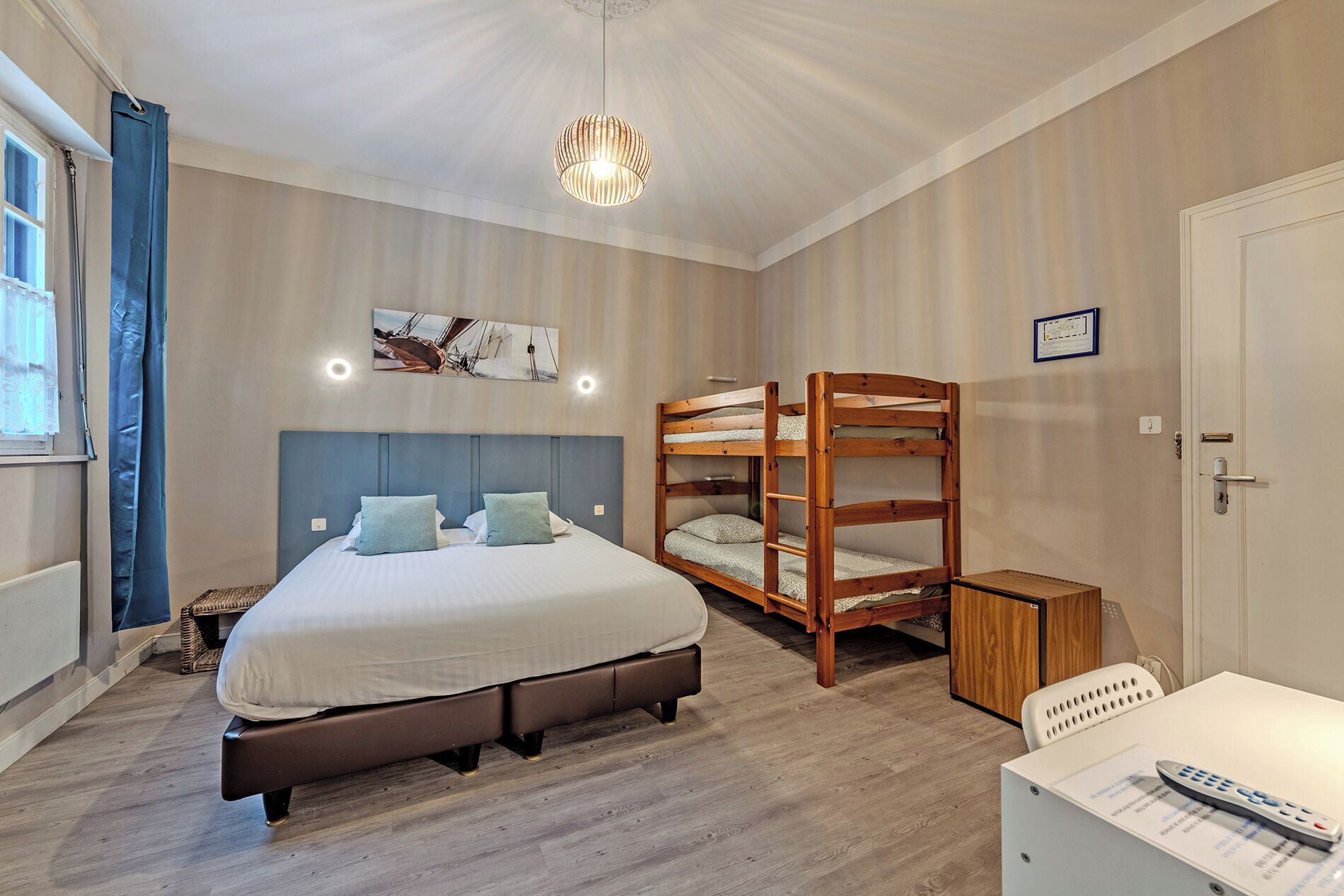 Foto - Logis Hotel De La Corniche