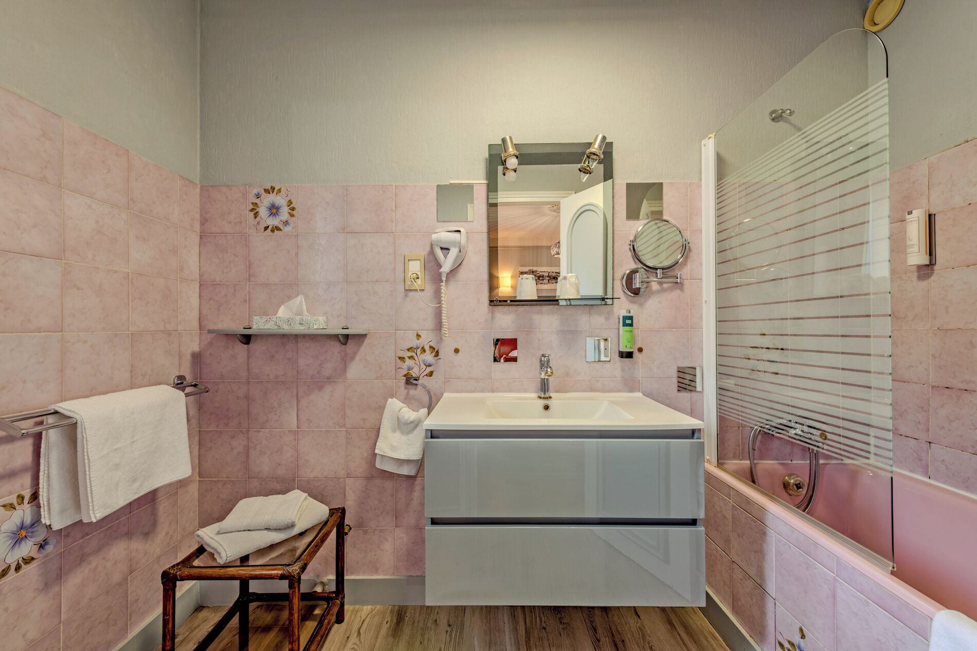 Foto - Logis Hotel De La Corniche