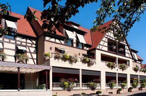 Front of property - Le Parc (Saint-Hippolyte)