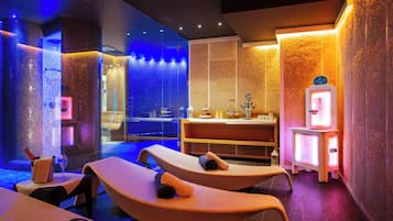 Couples treatment rooms, sauna, hot tub, Turkish bath, body treatments