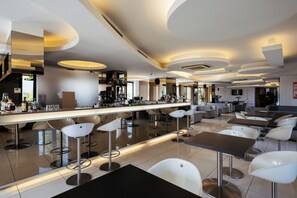 Bar (en el alojamiento)