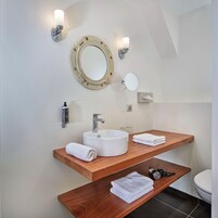 免费洗浴用品、毛巾