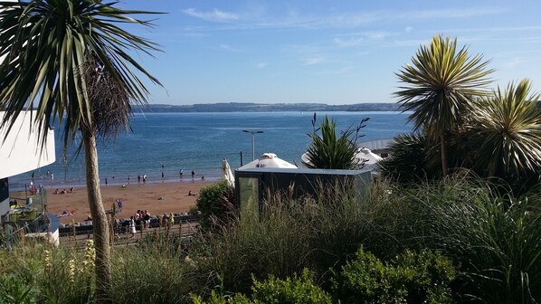 Beach nearby - The Baytree (Torquay)