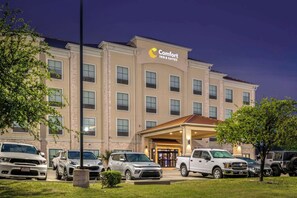 Exterior - Comfort Inn & Suites Fort Worth - Fossil Creek (Fort Worth)