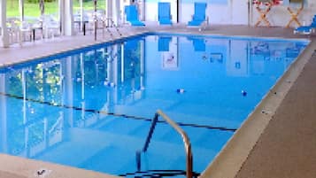 Indendørs pool