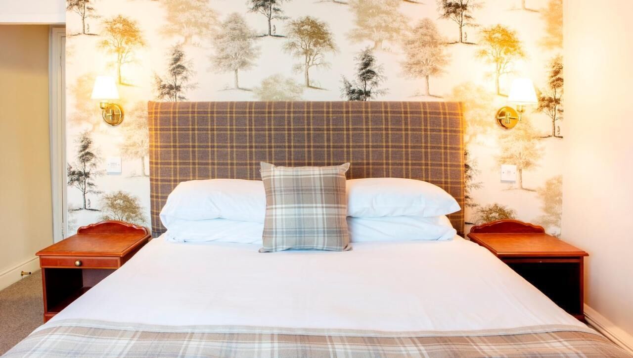 Standard Double Room, Private Bathroom | Iron/ironing board, bed sheets