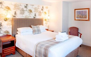 标准双人房, 私人浴室 | 熨斗/熨板、床单