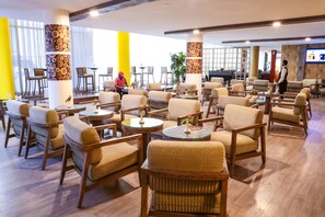 Bar (on property) - Jupiter International Hotel Cazanchis (Addis Ababa)