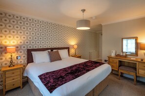 Double Room, Ensuite - The Avon Causeway Hotel (Christchurch)