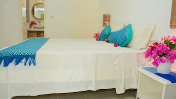 Minibar, in-room safe, blackout curtains, free WiFi