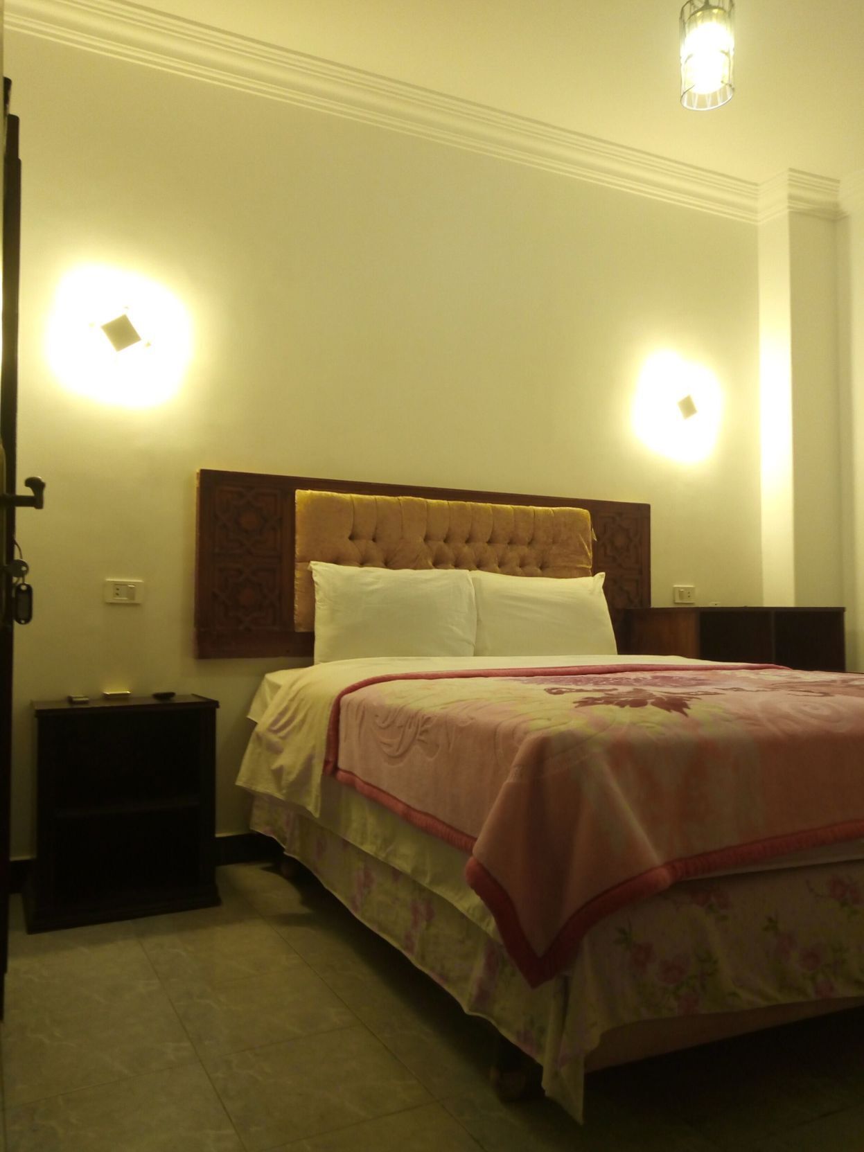 Minibar, soundproofing, free WiFi, bed sheets