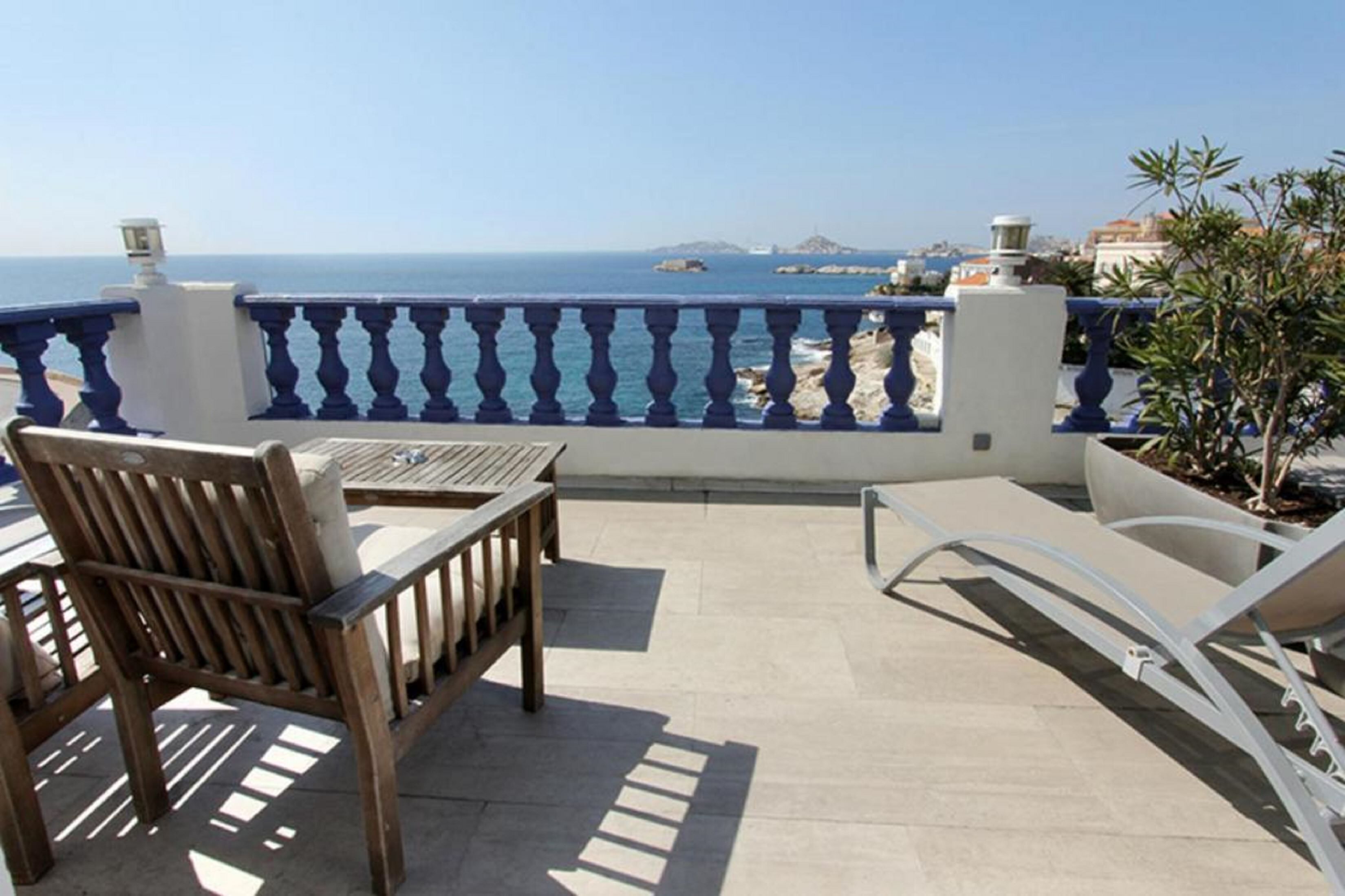 privilege sea view | terrace/patio