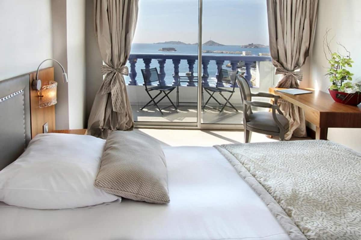 superior room, 1 queen bed, sea view | view from room