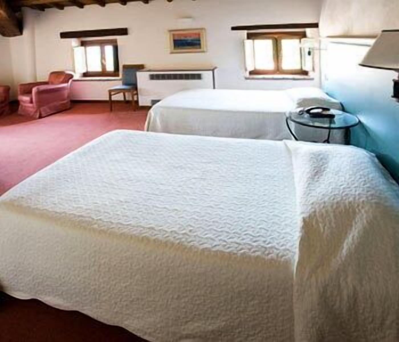 premium bedding, soundproofing, free wifi