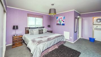 Apartamento família, 1 quarto | Ferros/tábuas de passar roupa, Wi-Fi de cortesia, roupa de cama