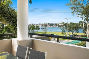 RIVA - 2 Bed 2 Bath Superior Apartment | Terrace/patio