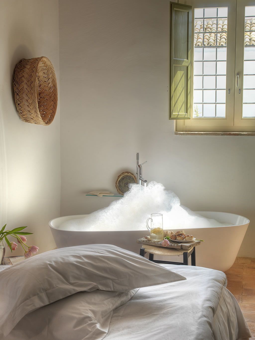 suite for 5 people | egyptian cotton sheets, premium bedding, down duvets, minibar