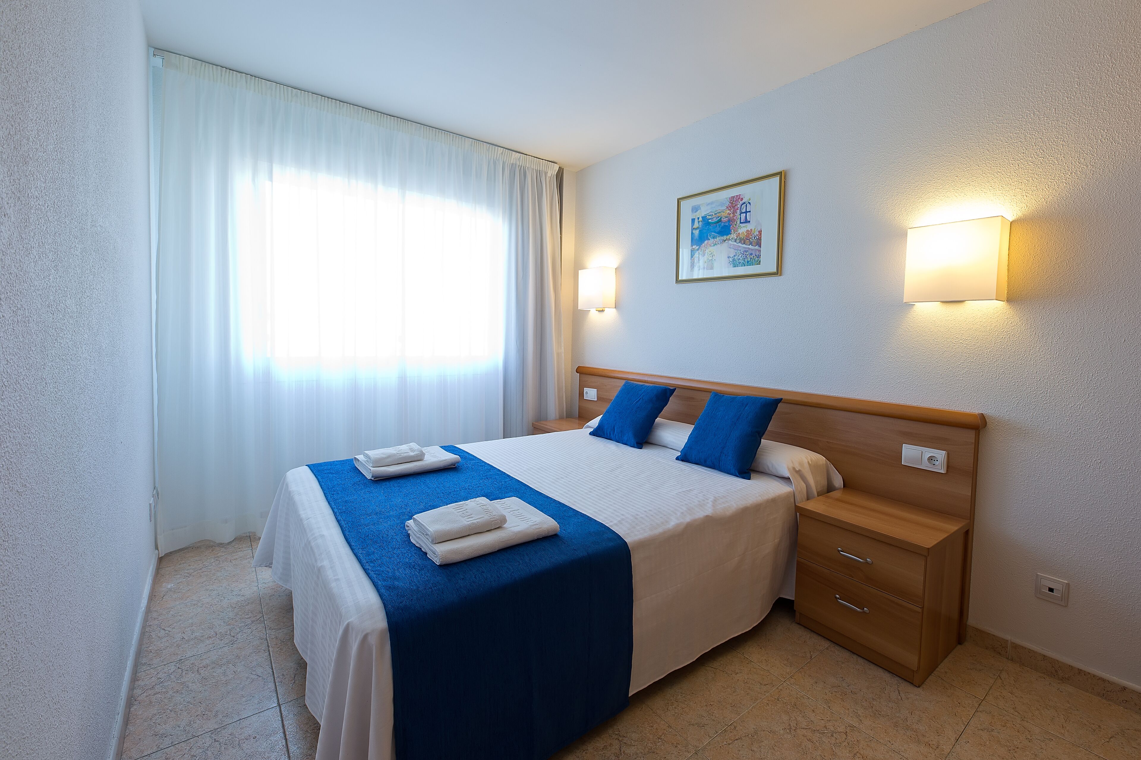 2 bedrooms, blackout curtains, free WiFi, bed sheets