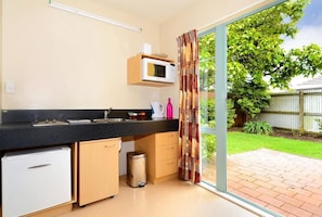 Private kitchen - Papanui Court Motel (Christchurch)