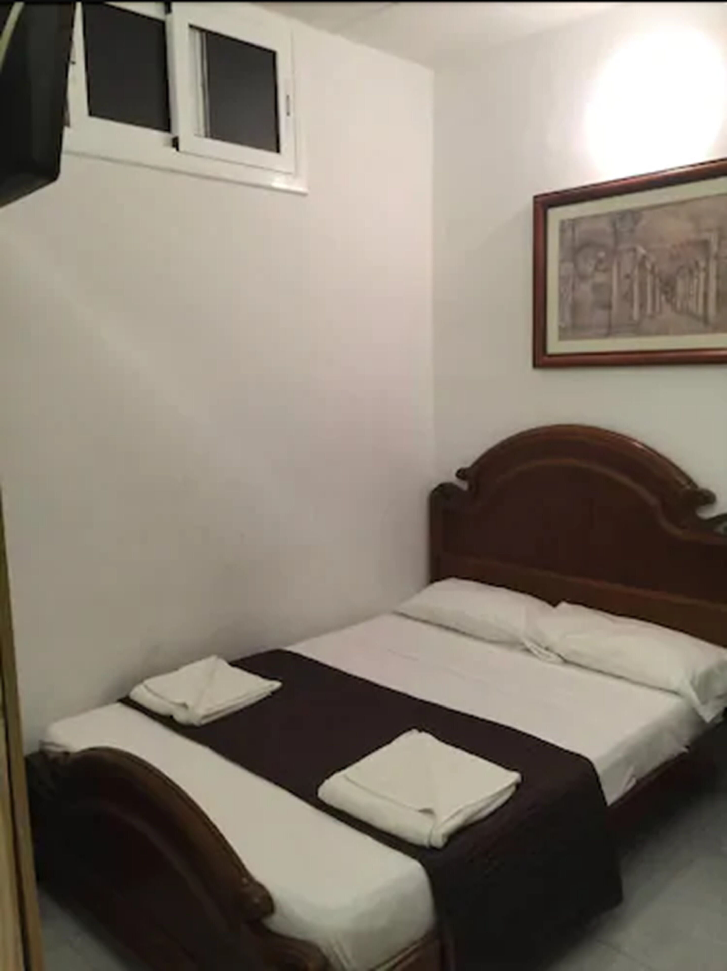 Foto - Hostal Mont Thabor