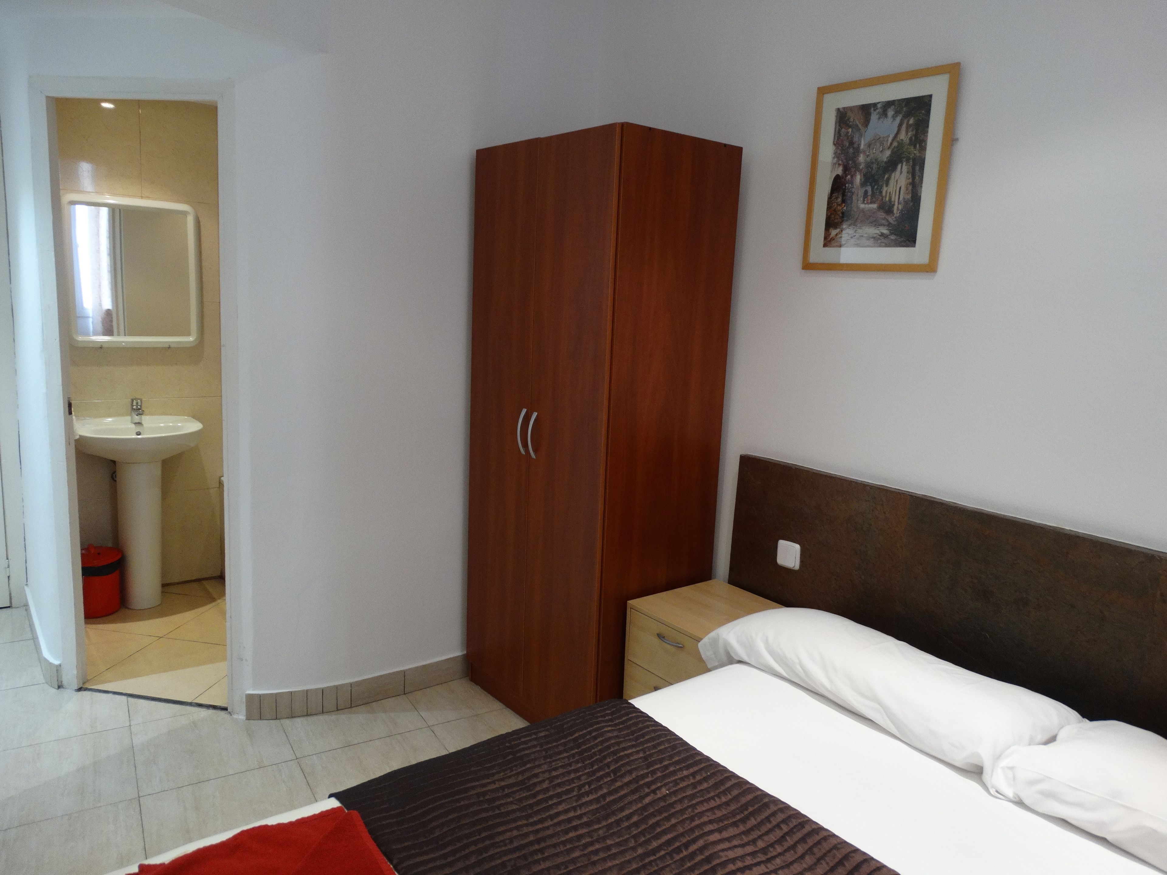 Foto - Hostal Mont Thabor