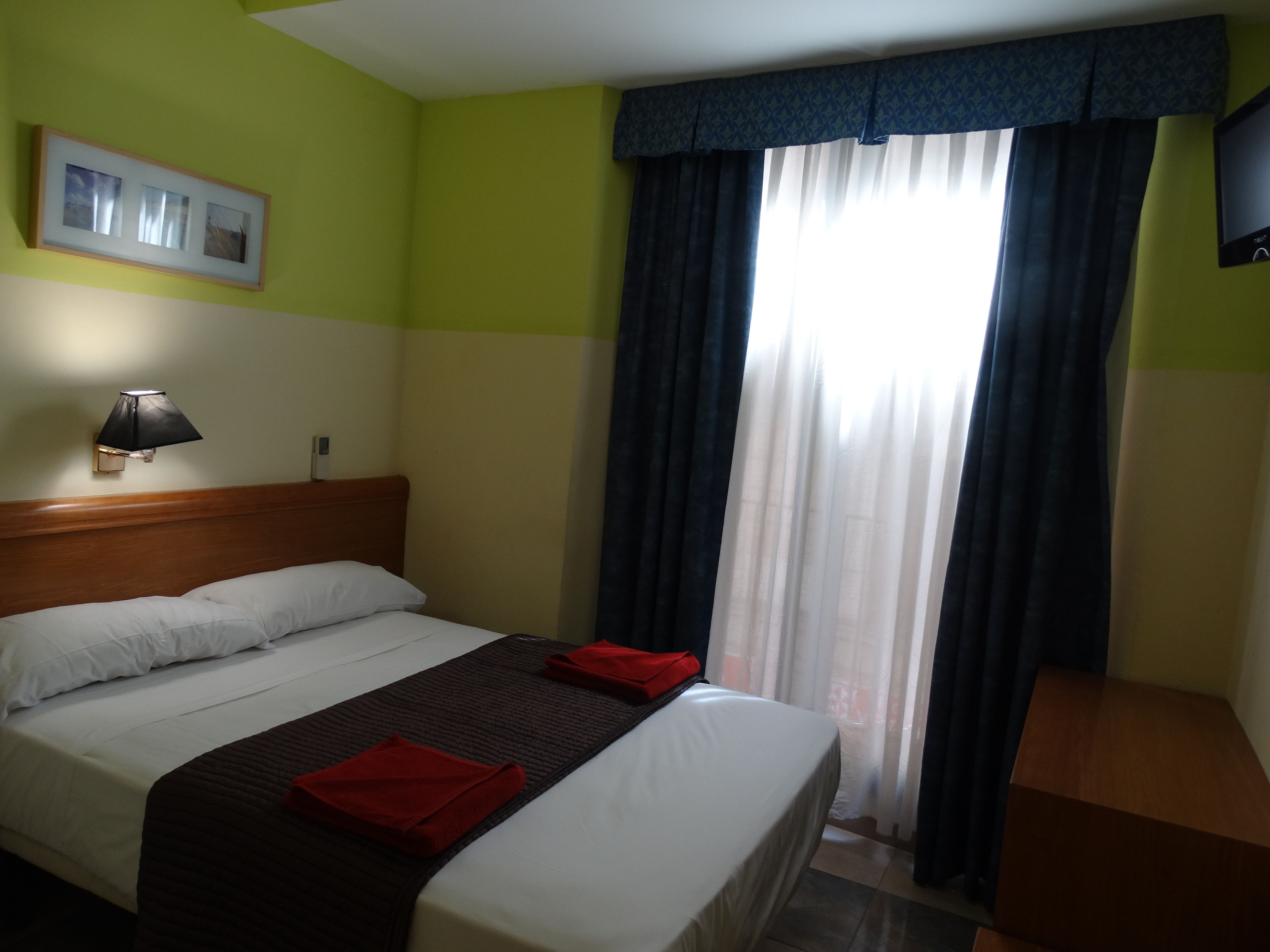 Foto - Hostal Mont Thabor