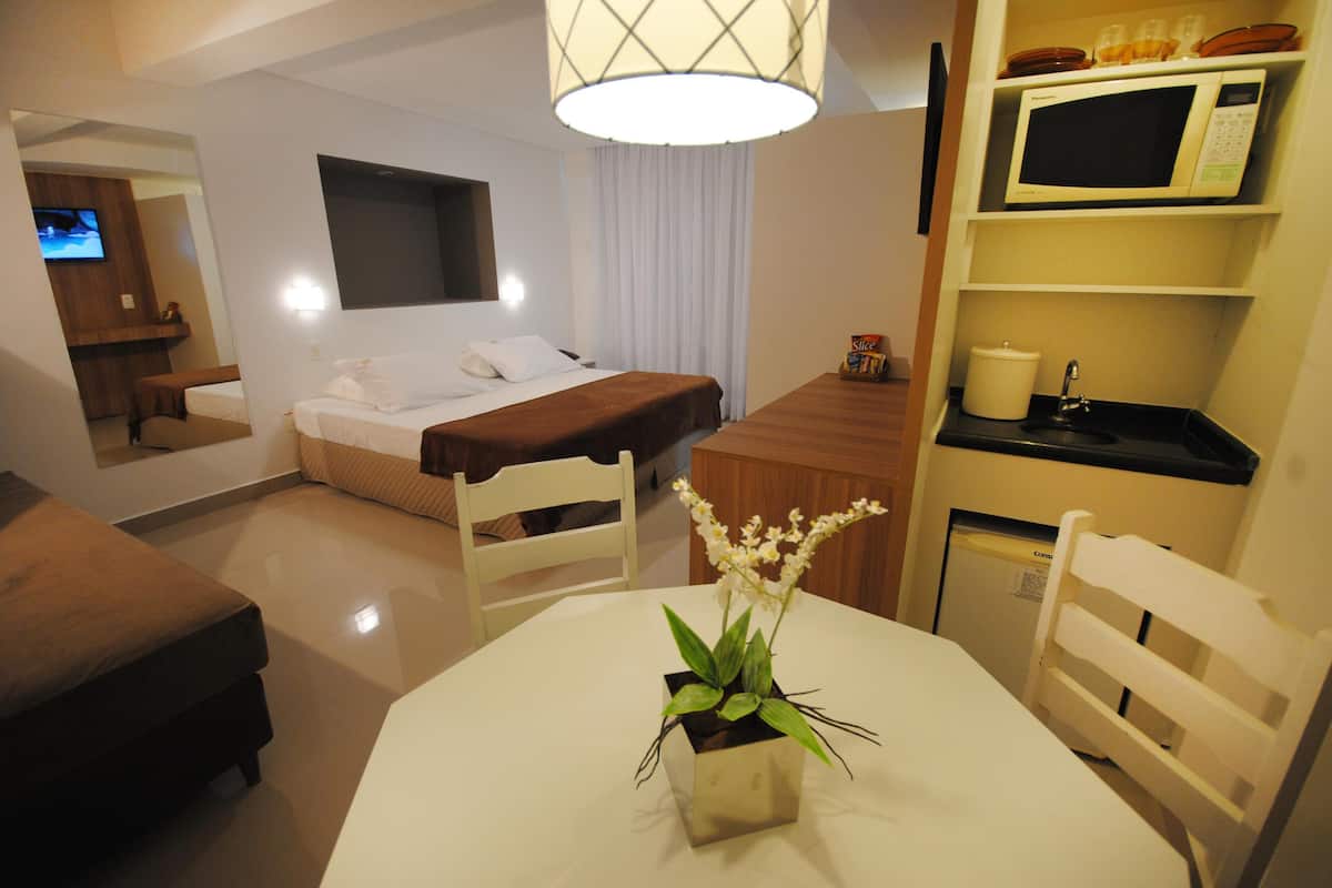 1 bedroom, minibar, in-room safe, blackout drapes