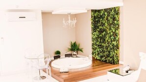 Master suite
