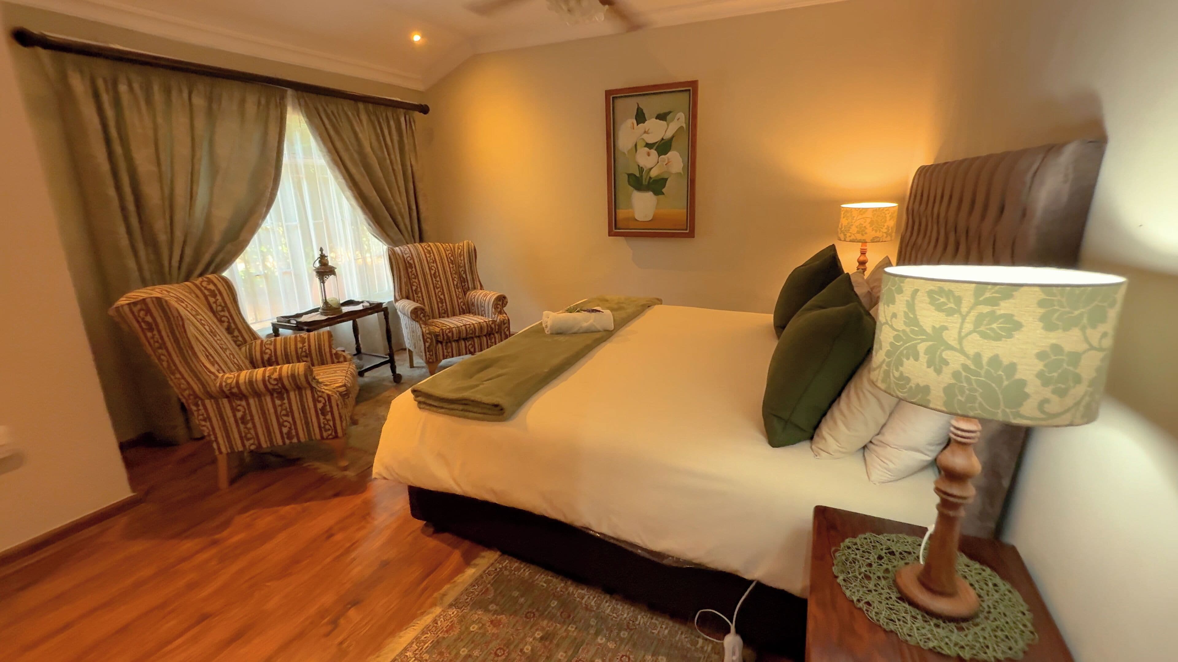 2 Family Rooms Self Catering | Free WiFi, bed sheets