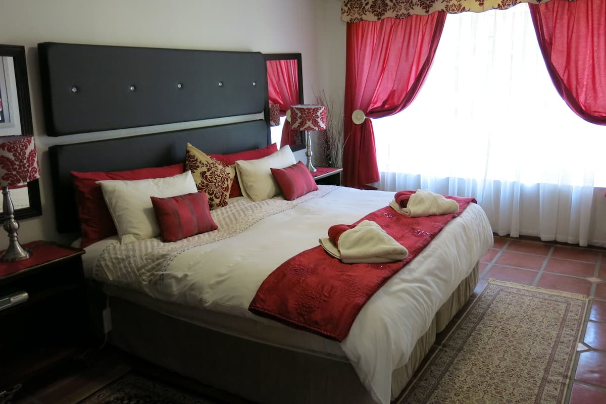 Double Room Self Catering | 1 bedroom, free WiFi, bed sheets