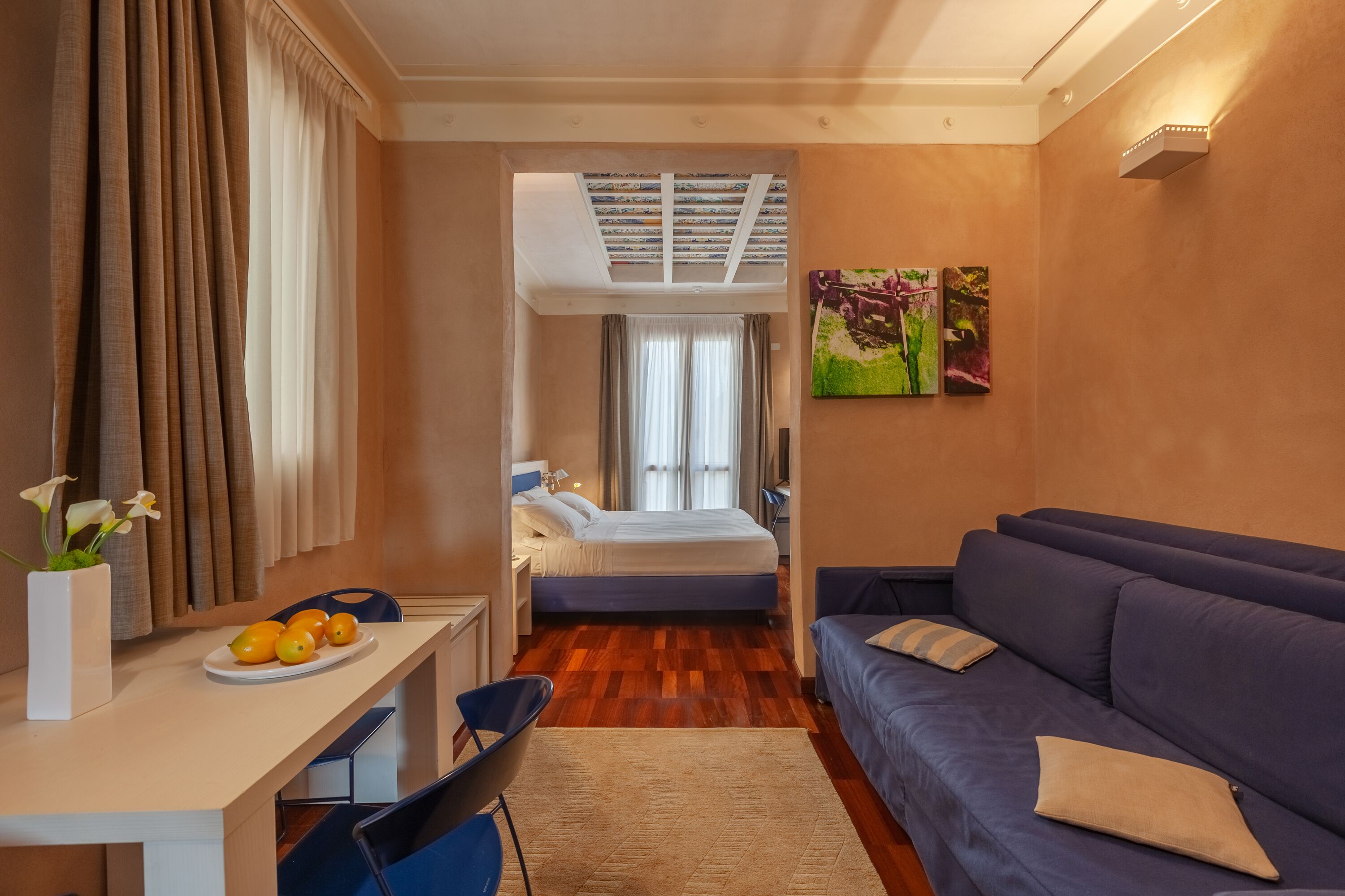 Familiestudio, 1 soverom | Dundyner, minibar, safe på rommet og individuelt dekorert