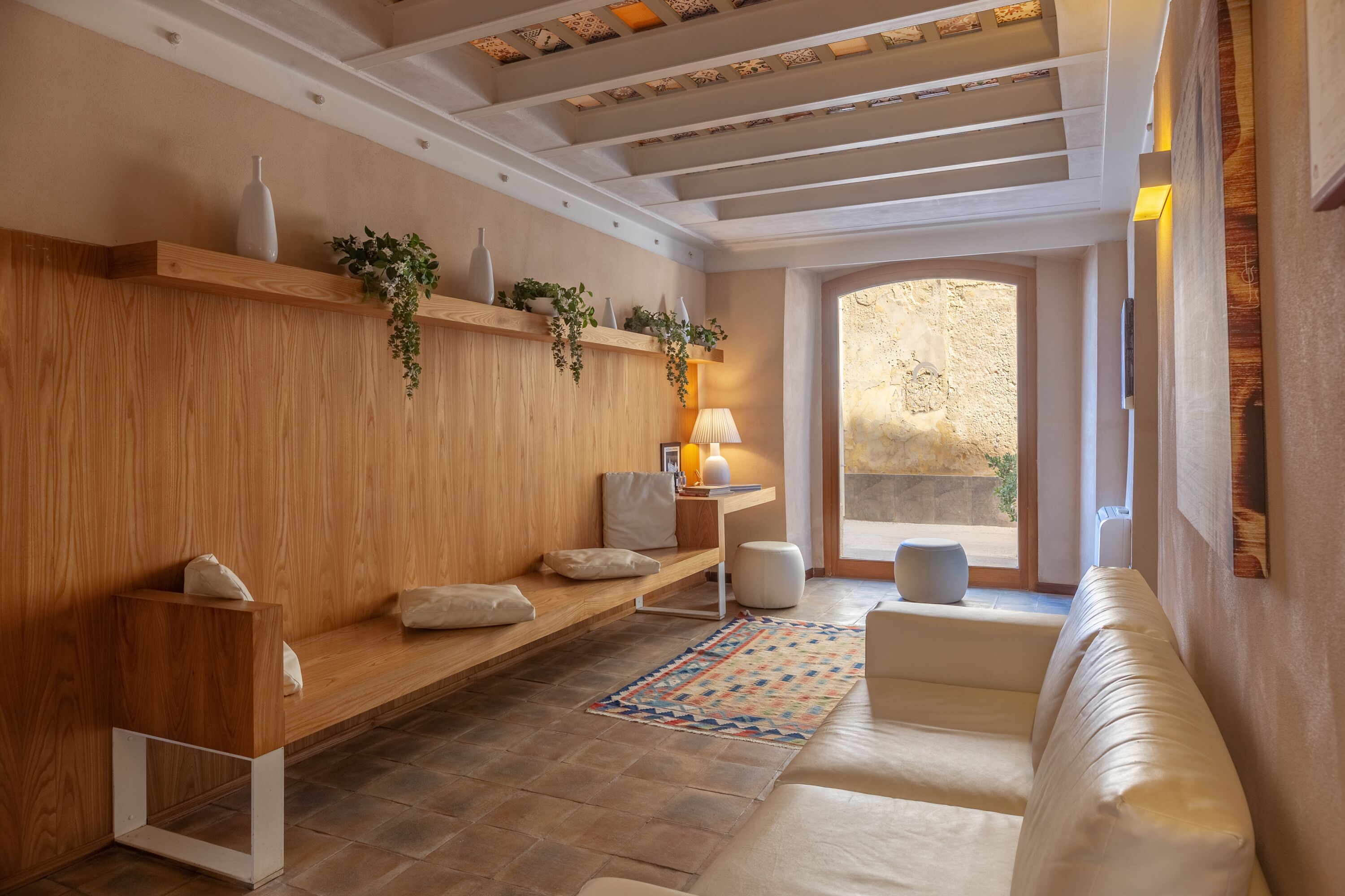 Coin salon dans le hall