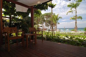 Terrace/patio - Andalay Boutique Resort (Ko Lanta)