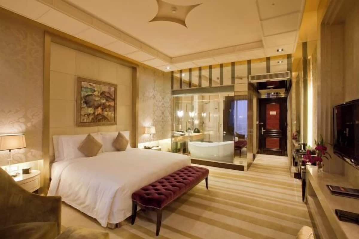 Ropa de cama de alta calidad, edredón y minibar