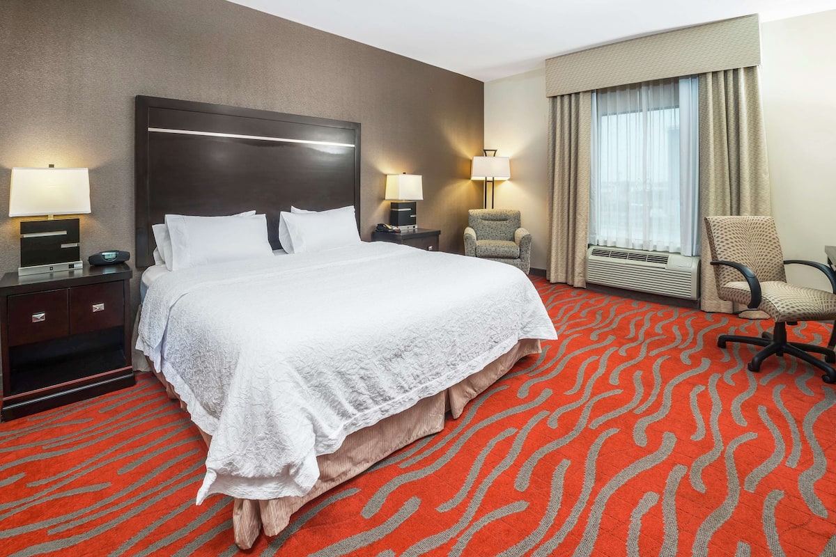 In-room safe, iron/ironing board, free cots/infant beds, rollaway beds