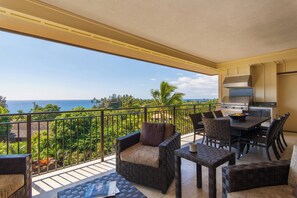 Bar (on property) - Koloa Landing Resort at Poipu, Autograph Collection (Koloa)