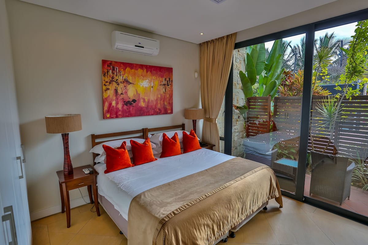 Select Comfort beds, minibar, in-room safe, individually decorated