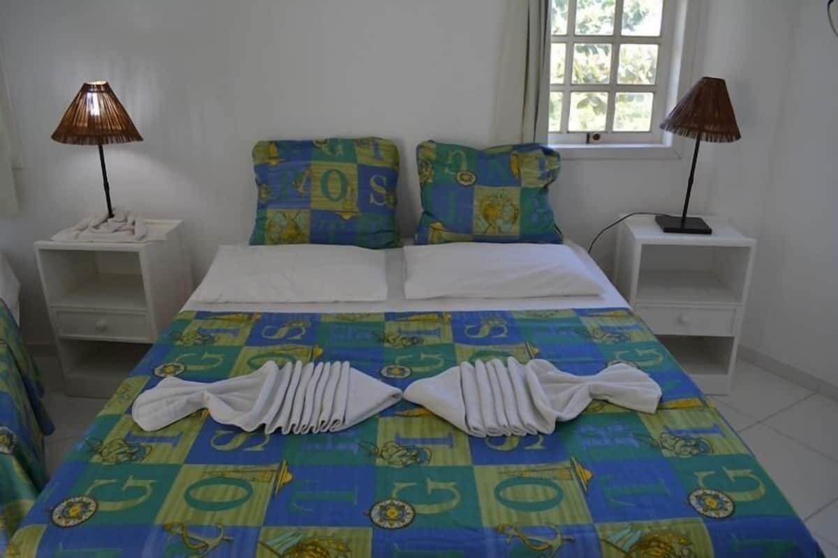 In-room safe, desk, blackout drapes, WiFi (free)