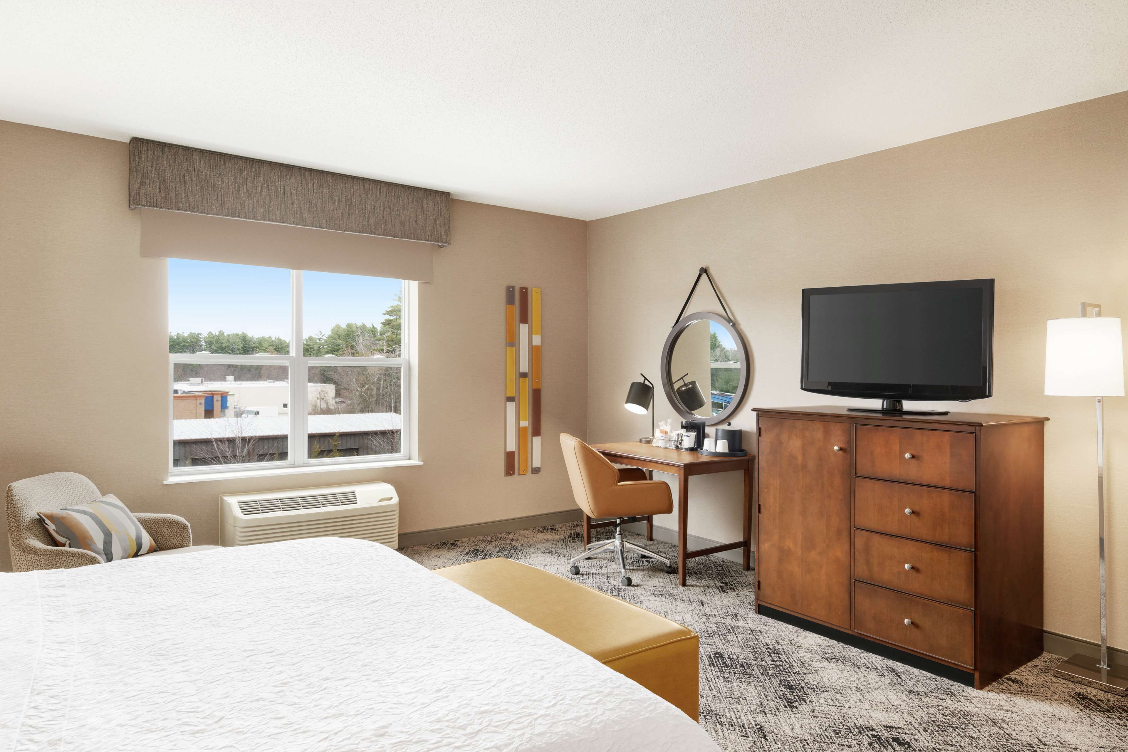 room, 1 king bed, accessible, non smoking | premium bedding, in-room safe, desk, laptop workspace