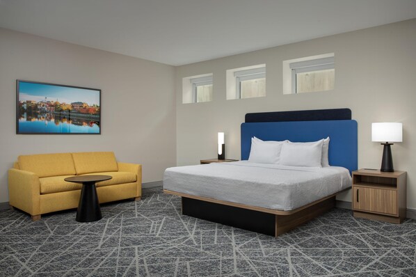 Svit Executive - 1 kingsize-säng | Vardagsrum | LCD-tv och en mp3-dockningsstation