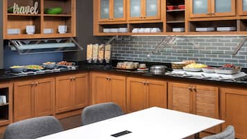 Desayuno buffet incluido todos los días
