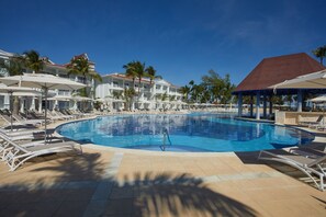 2 outdoor pools, pool umbrellas - Bahia Principe Luxury Esmeralda - All Inclusive - Newly Renovated (Punta Cana)