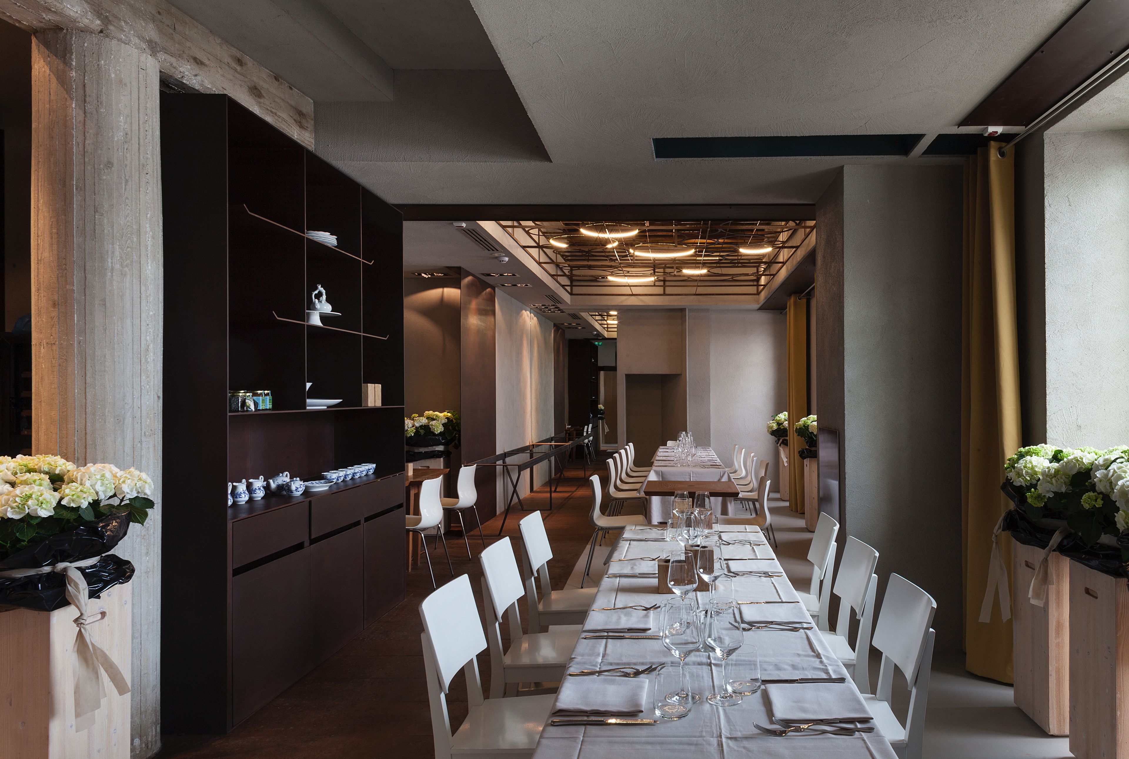 breakfast, lunch, dinner served; italian cuisine, al fresco dining