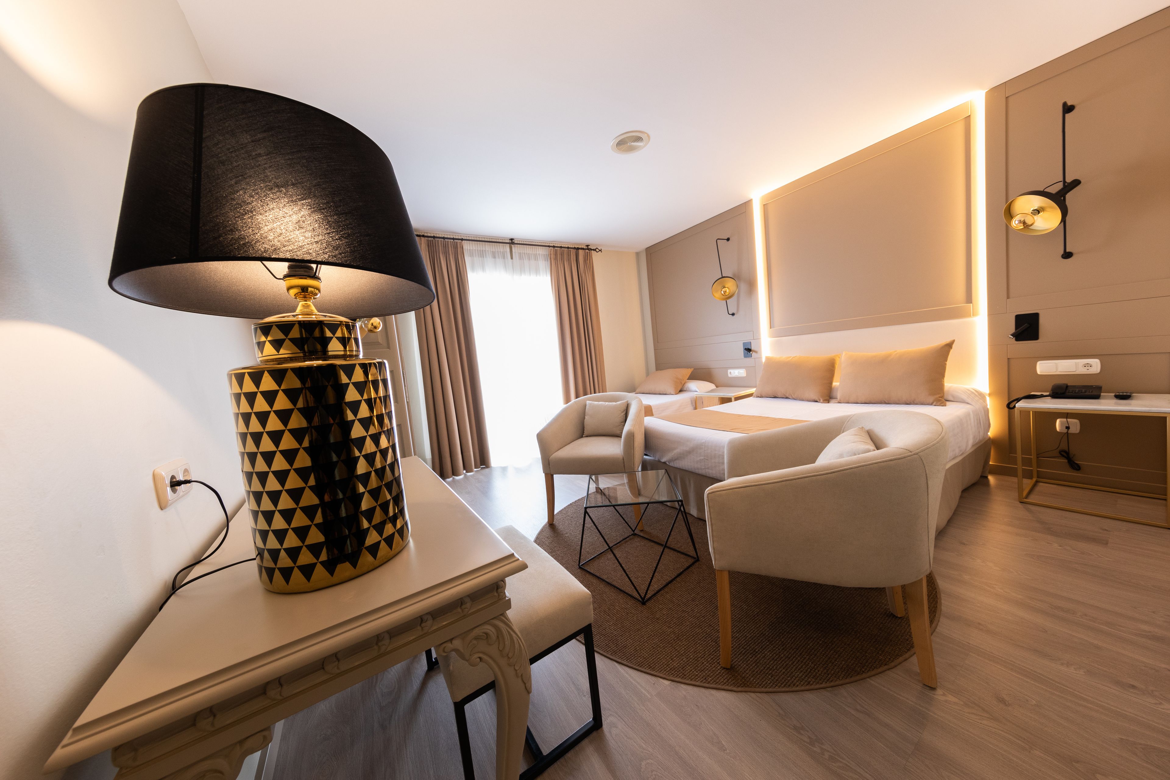 minibar, in-room safe, desk, blackout curtains