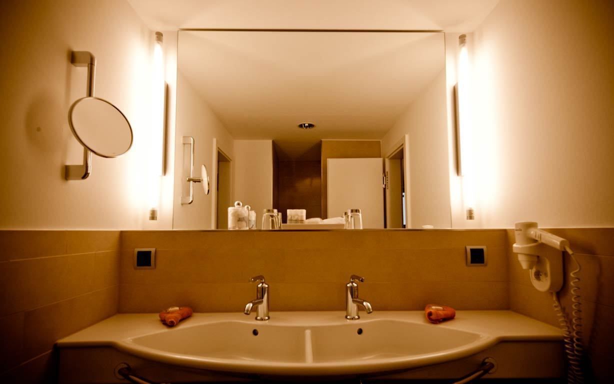 studio | bathroom | hair dryer, slippers, towels, soap