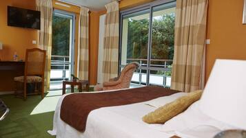 Minibar, coffres-forts dans les chambres, chambres insonorisées