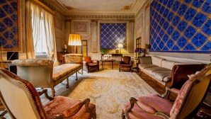 TV - Palazzo Rocchi Bed & Breakfast (Lucca)